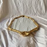 Antique wall mirror in golden resin - 43 x 66 cm