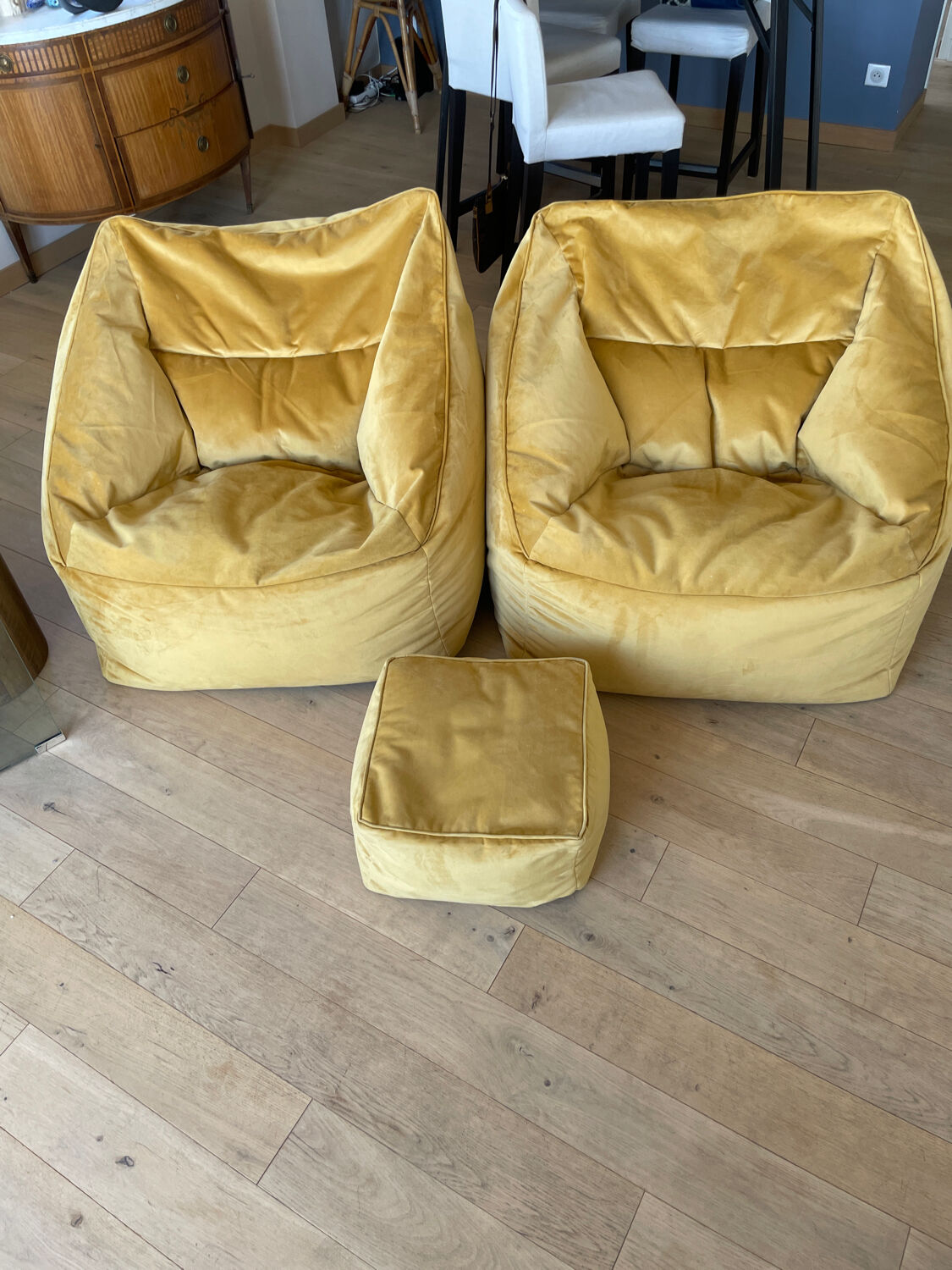 Velvet chairs