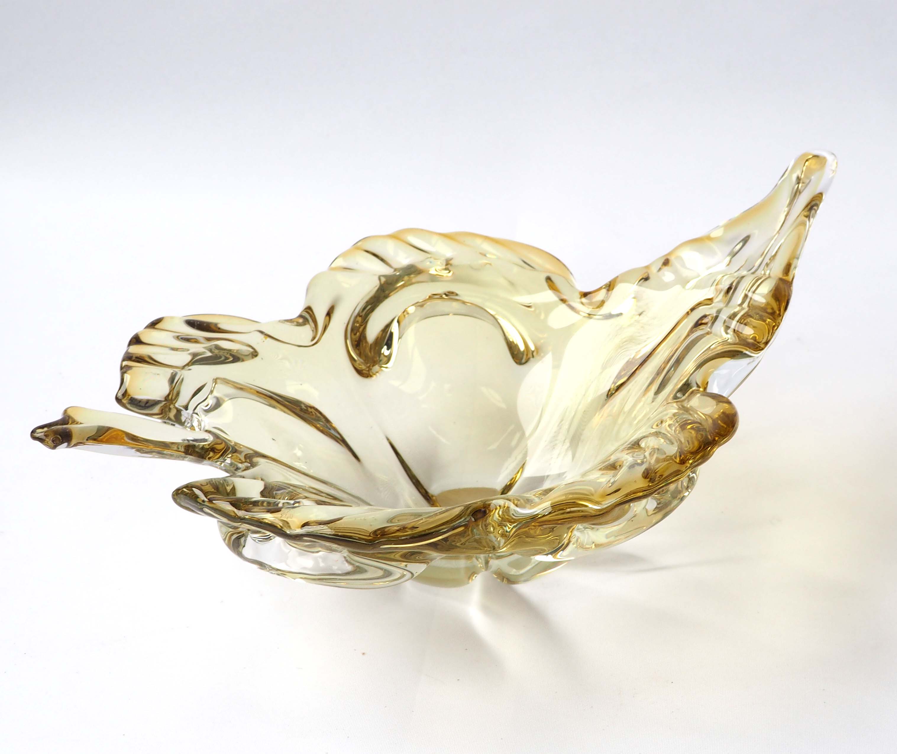 Empty crystal pocket