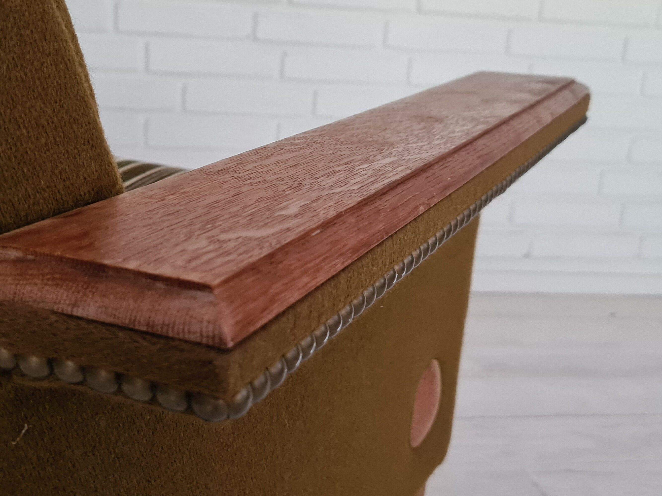 Ensemble de fauteuils bois de chêne laine état d’origine années 1970