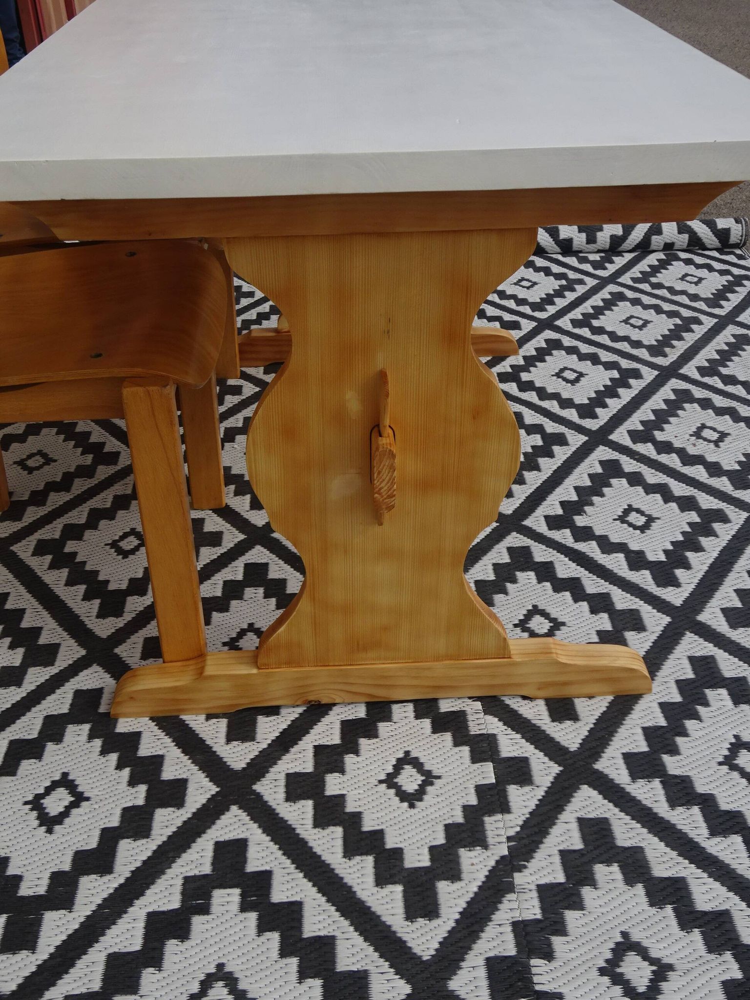 Table monastère en bois