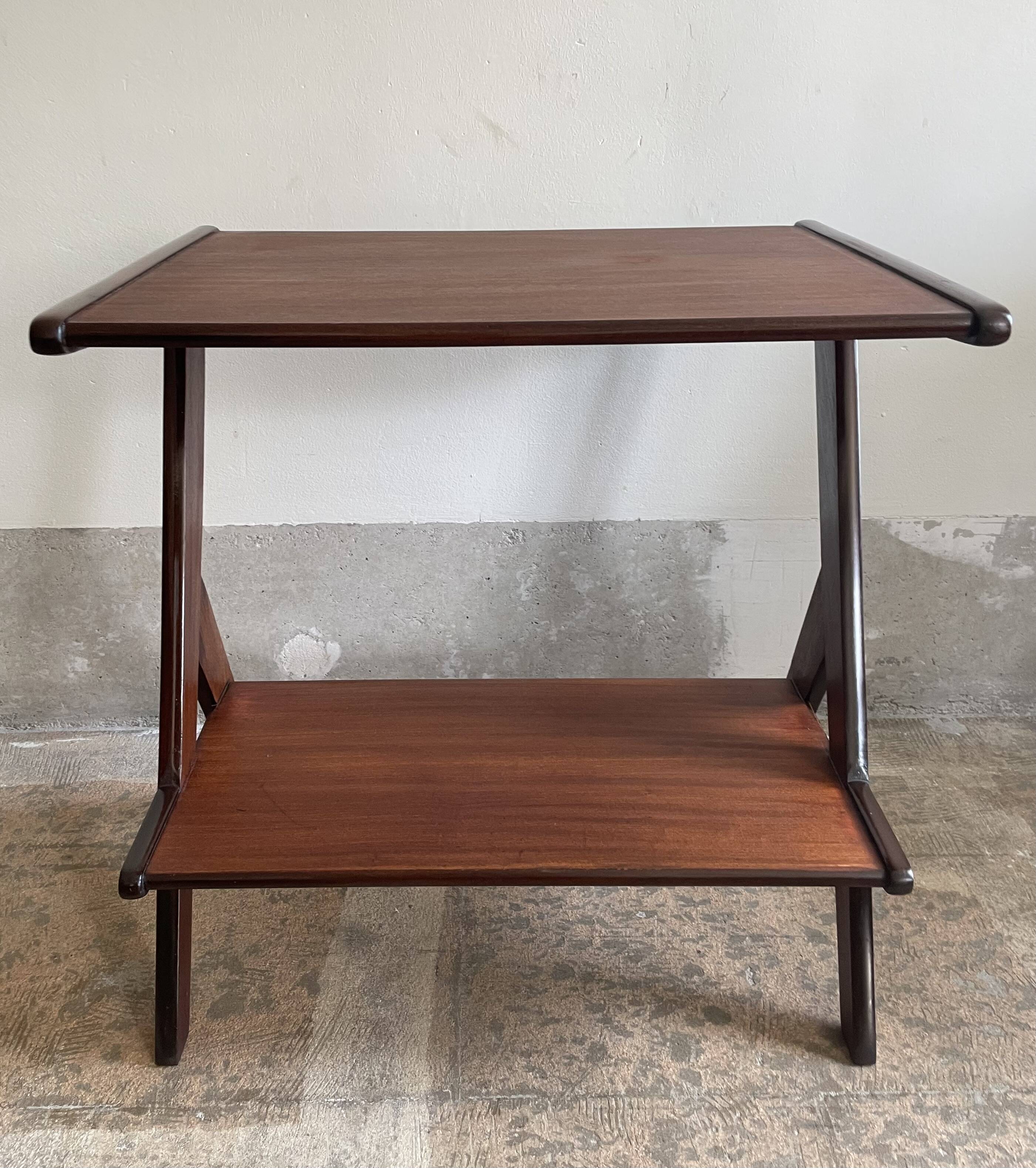 Louis van Teeffelen side table for Wébé