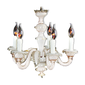 Magnificent old little chandelier Murano Venice. White glass, rosé with inclusions of gold paillons. Five br