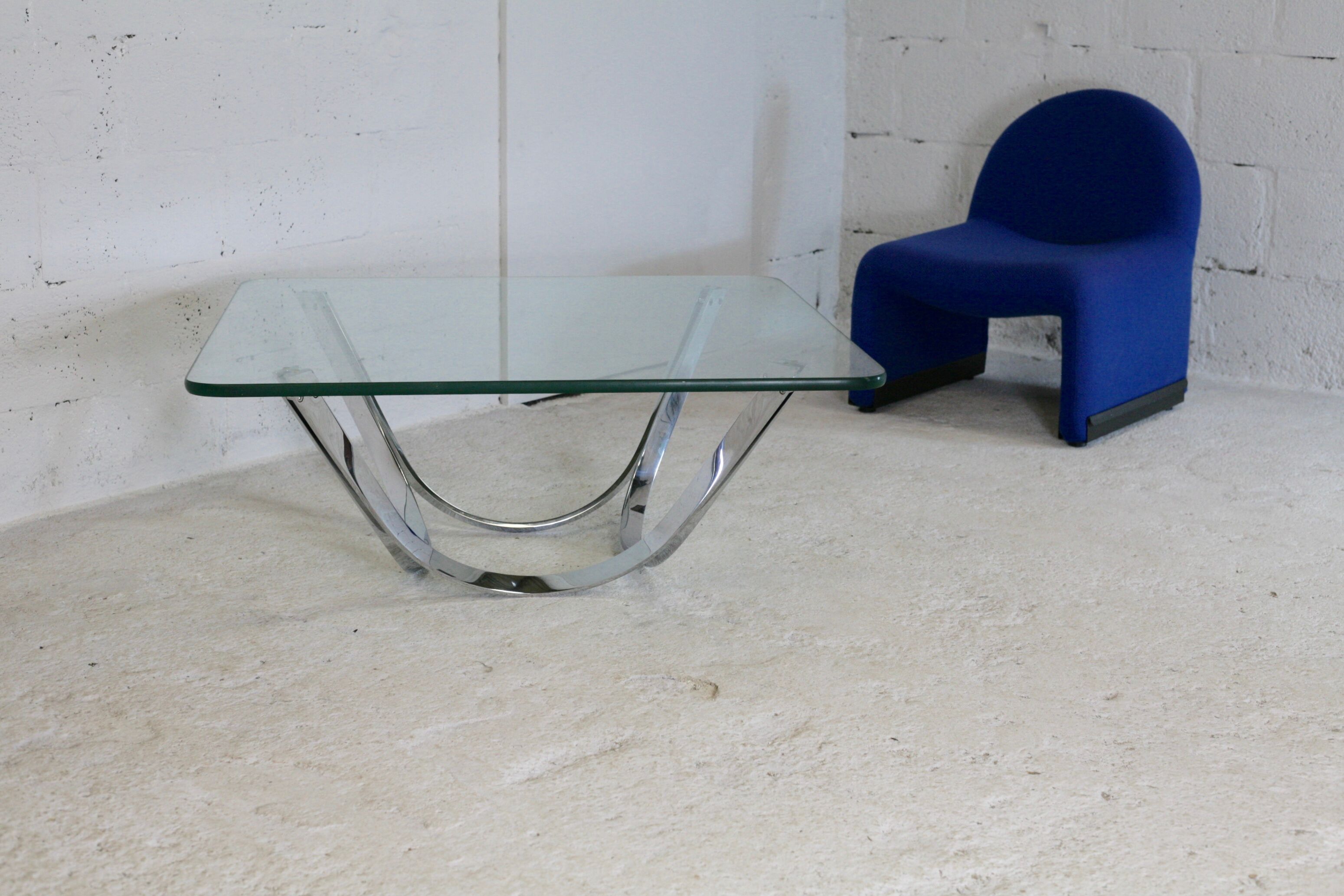 Square coffee table by Roger Sprunger, Dunbar edition, USA, circa 1970.