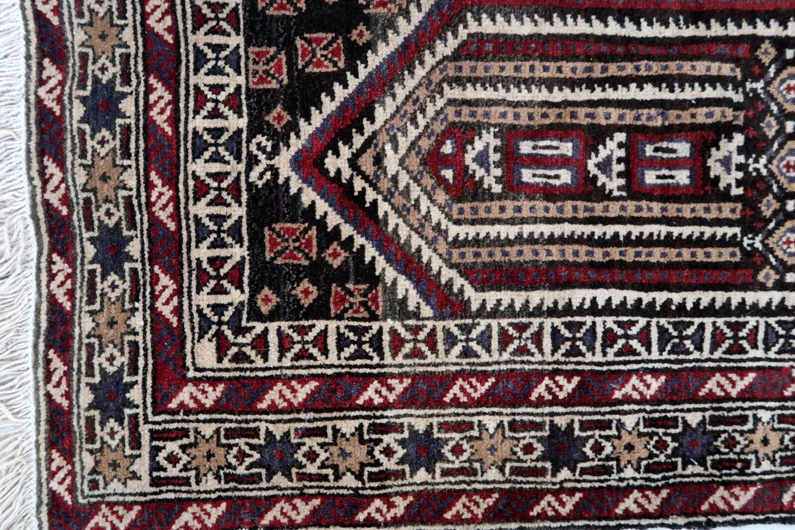 Tapis de prière vintage afghan Baluch fait main en laine – 95 x 142 cm