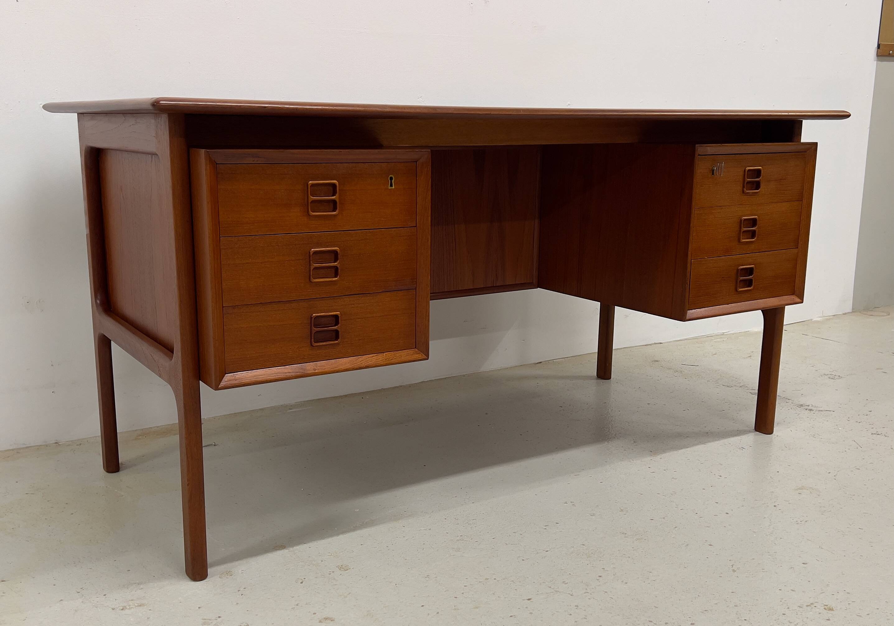 Teak Executive Desk By Arne Vodder For Brouer, 1960s.