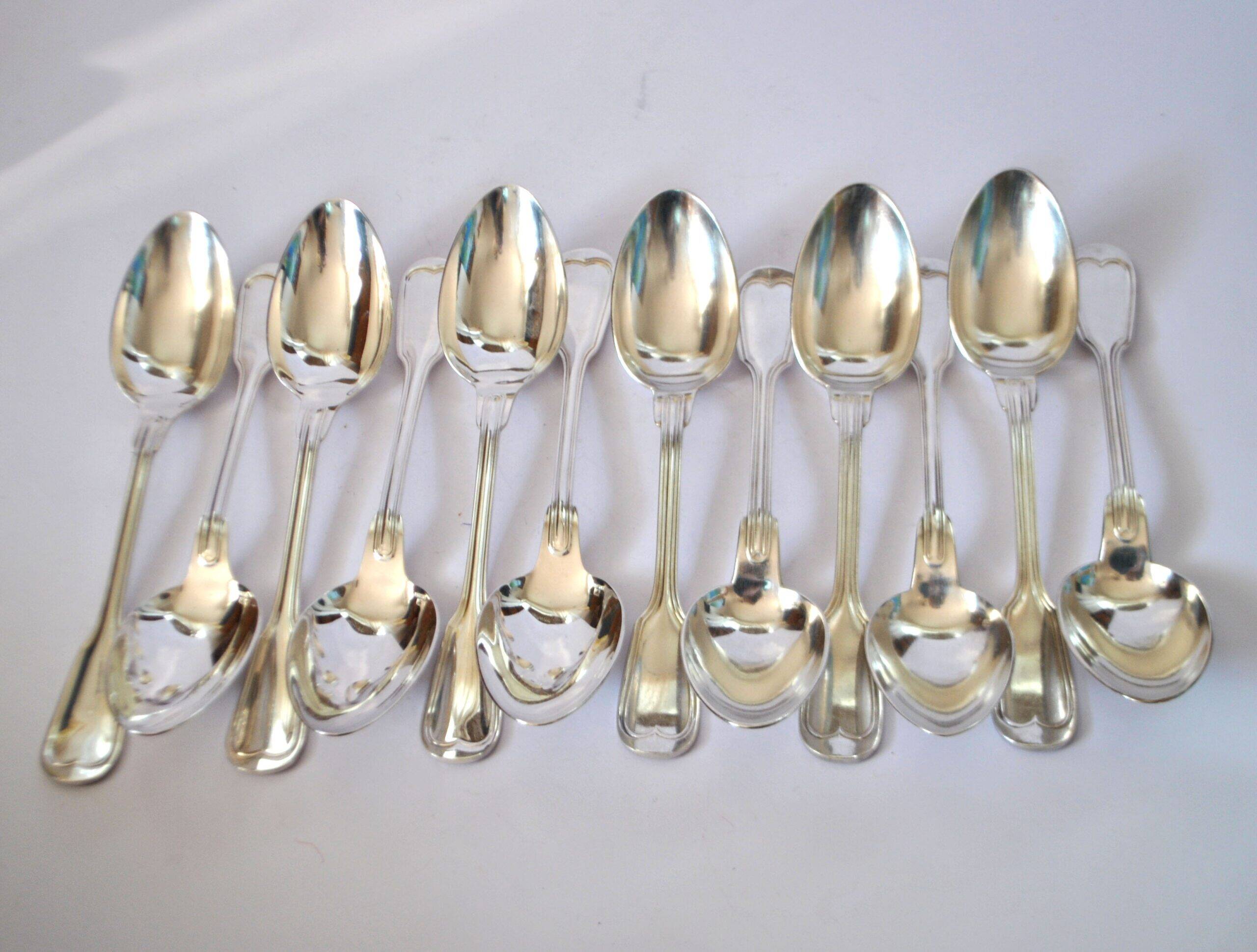 ST MEDARD set of 12 soup spoons antique net pattern silverware style Chinon 21 cm