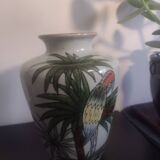 Ceramic vase with parrot decor