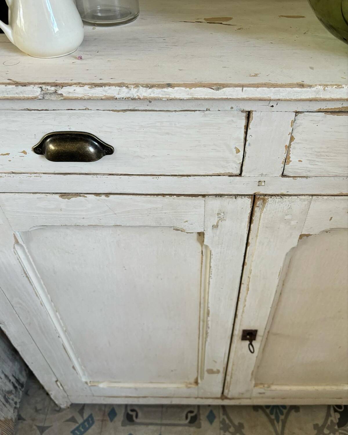 Parisian buffet with cream patina