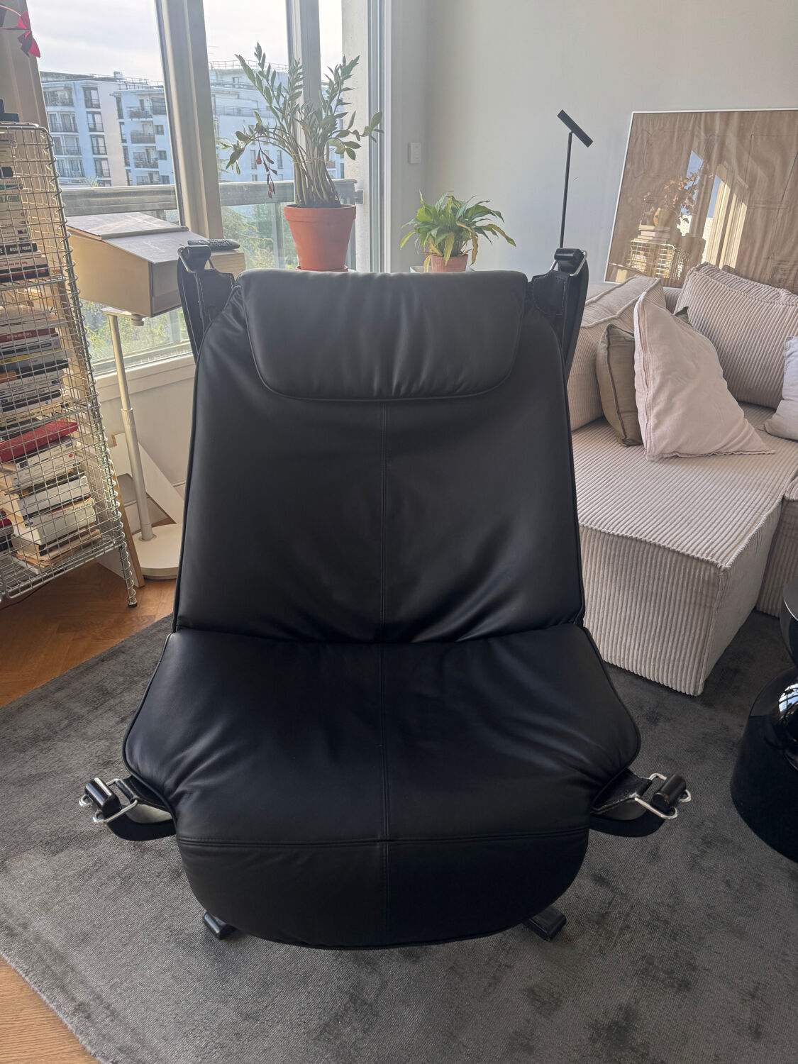 Falcon leather armchair by Sigurd Russell