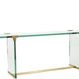 Peter Ghyczy. Console en verre et laiton doré. Années 1970.