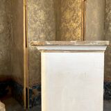 Painted wooden bibus