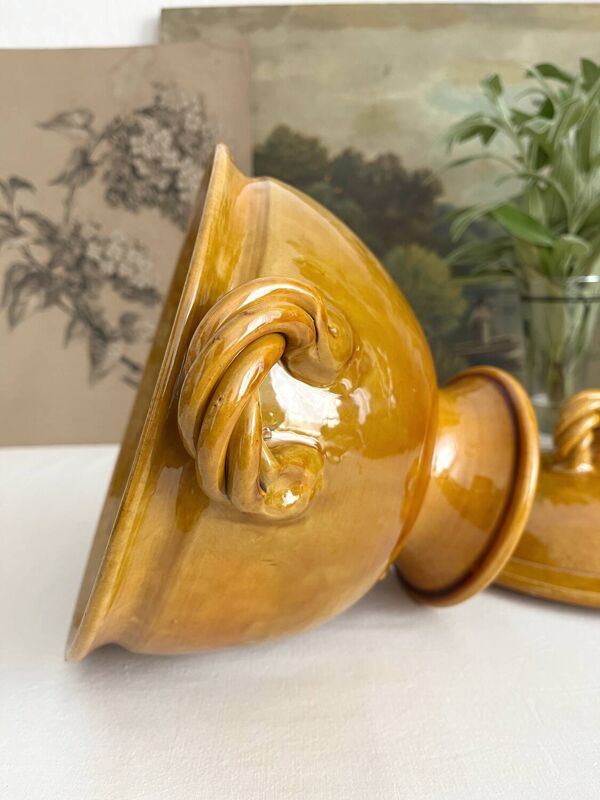 Soupière en terre cuite vernissée jaune moutarde Aegitna Vallauris