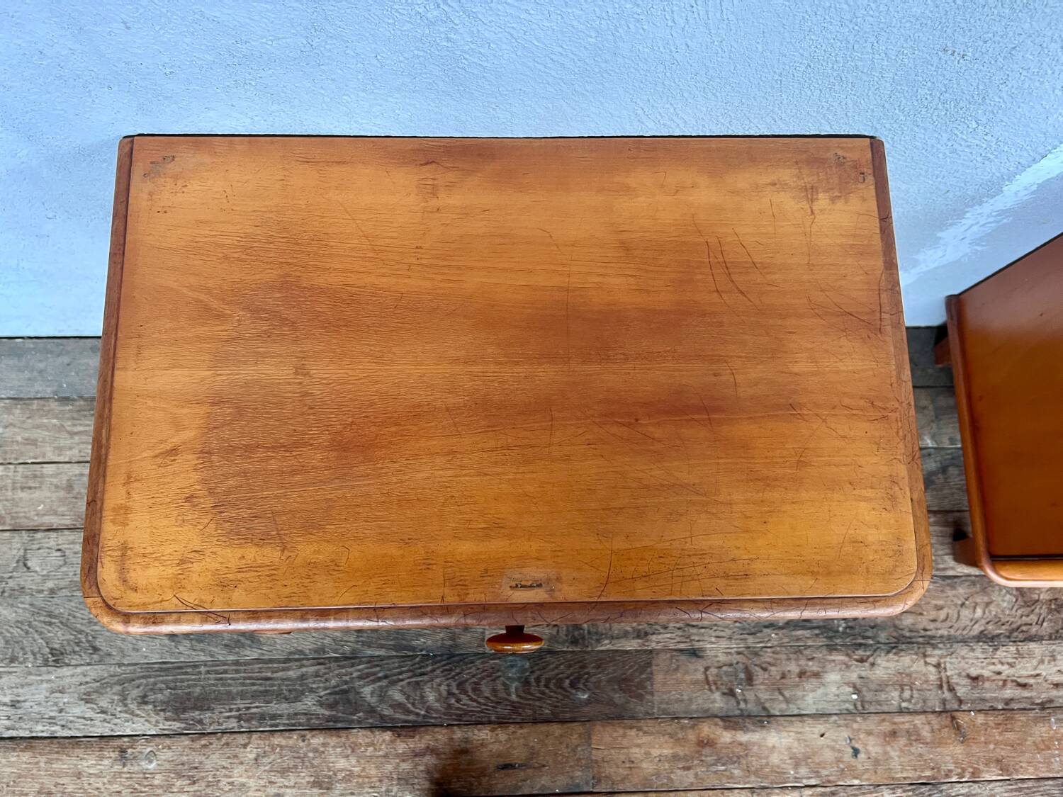 Deux table de nuit chevet bout de canapé vintage