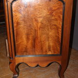Curved chest of drawers Louis XV in blond walnut XVIII