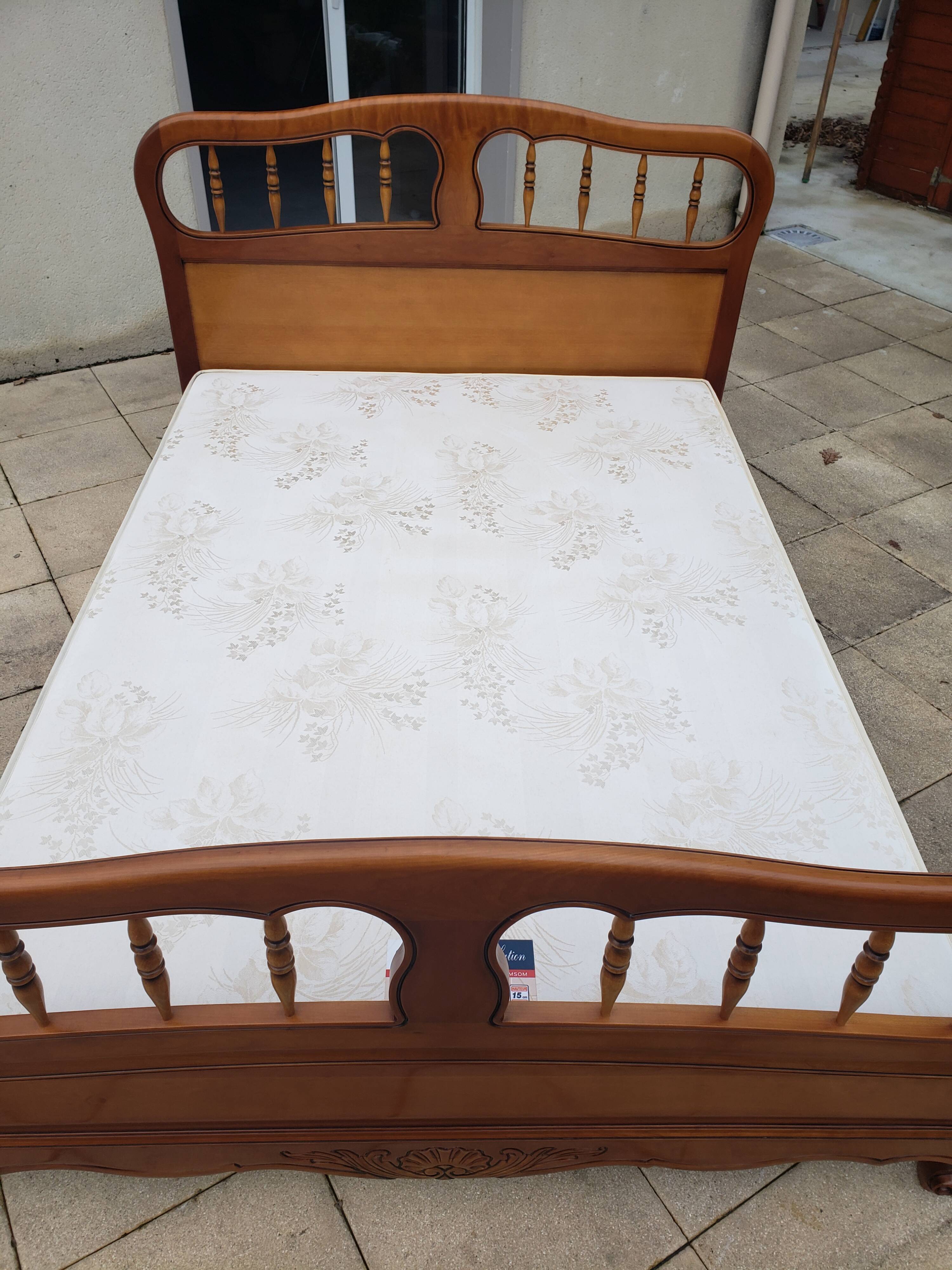 Louis XV style bed in cherry wood