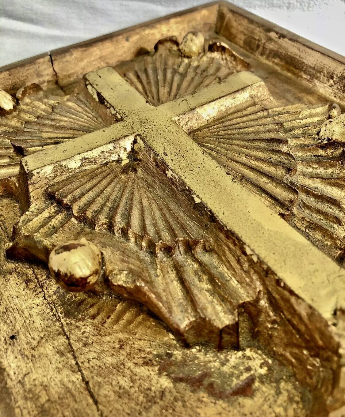 Panneau d’église en bois doré sculpté XIX