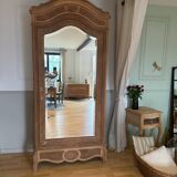 Aerogummed cabinet