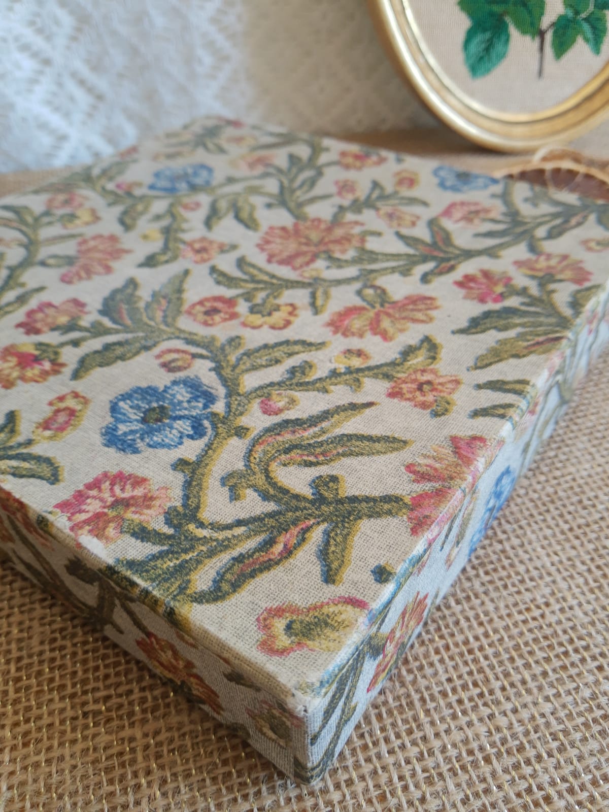 Dish coaster mettlach vintage peacock patterns