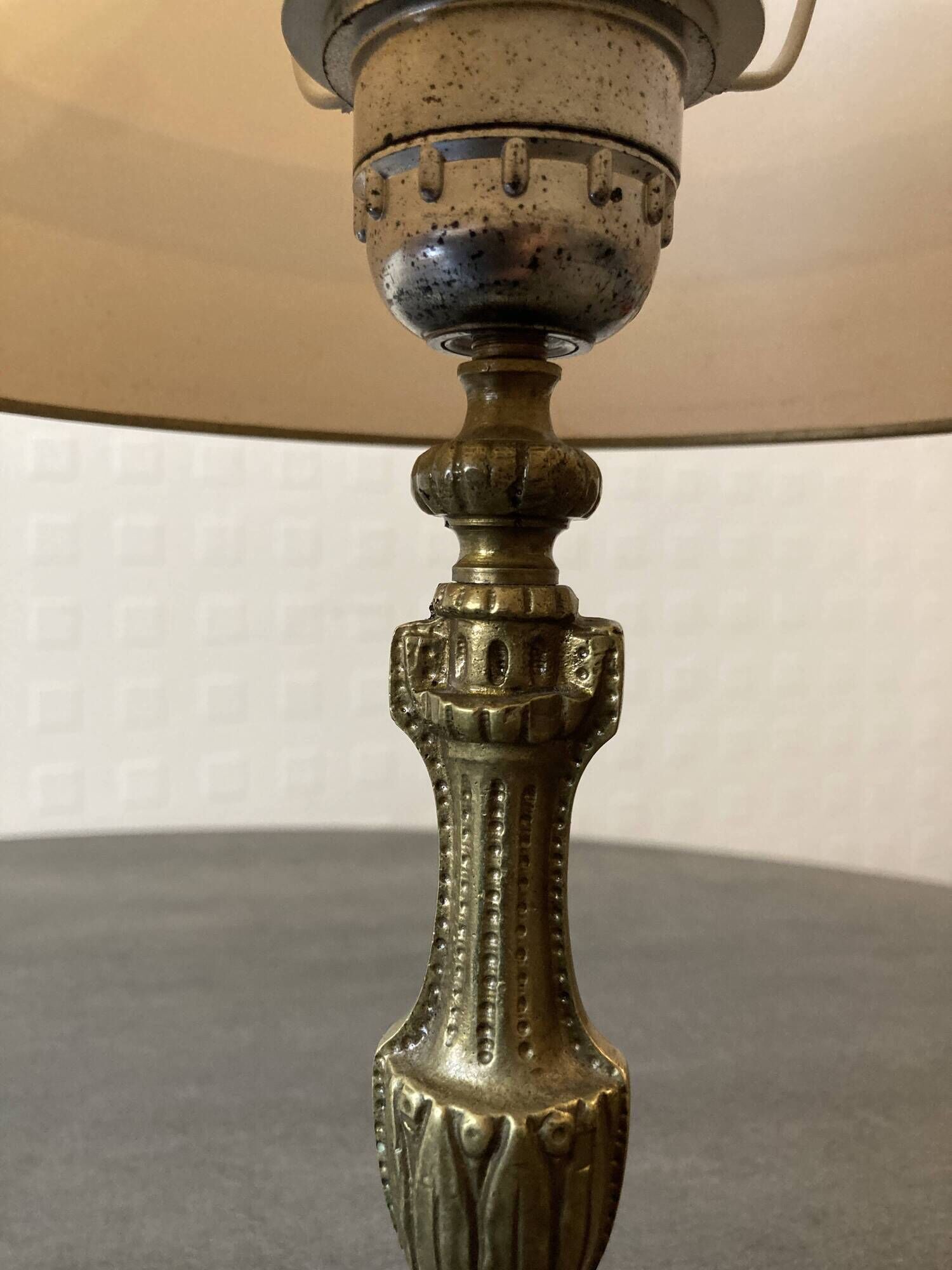 Vintage brass table lamp – 1950s – Rococo style base