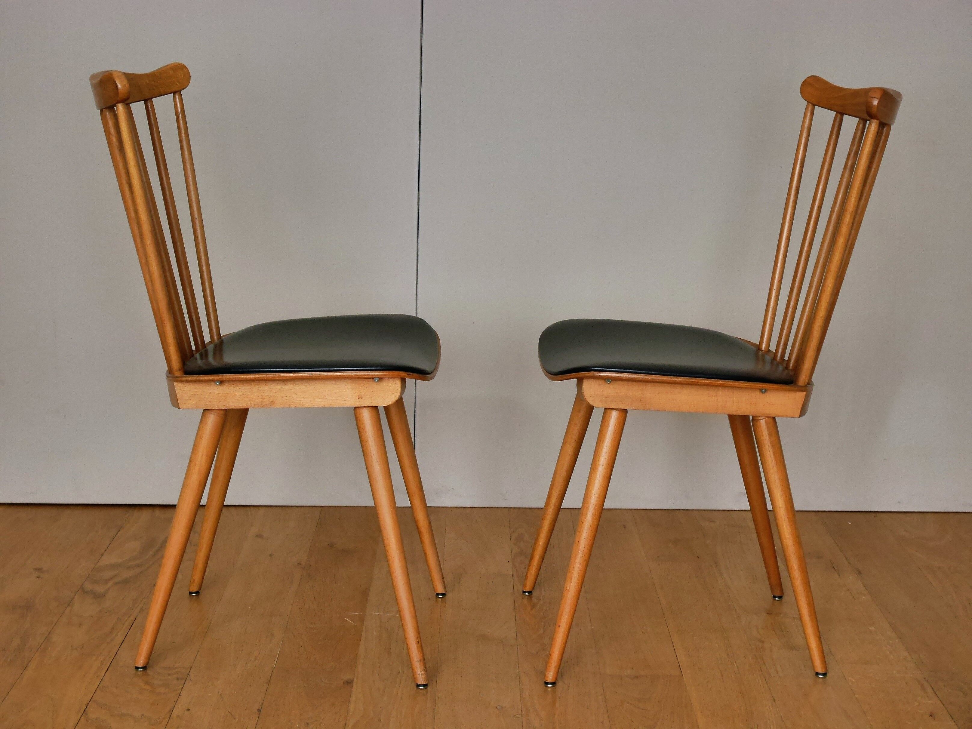 2 chairs baumann minuet 60s