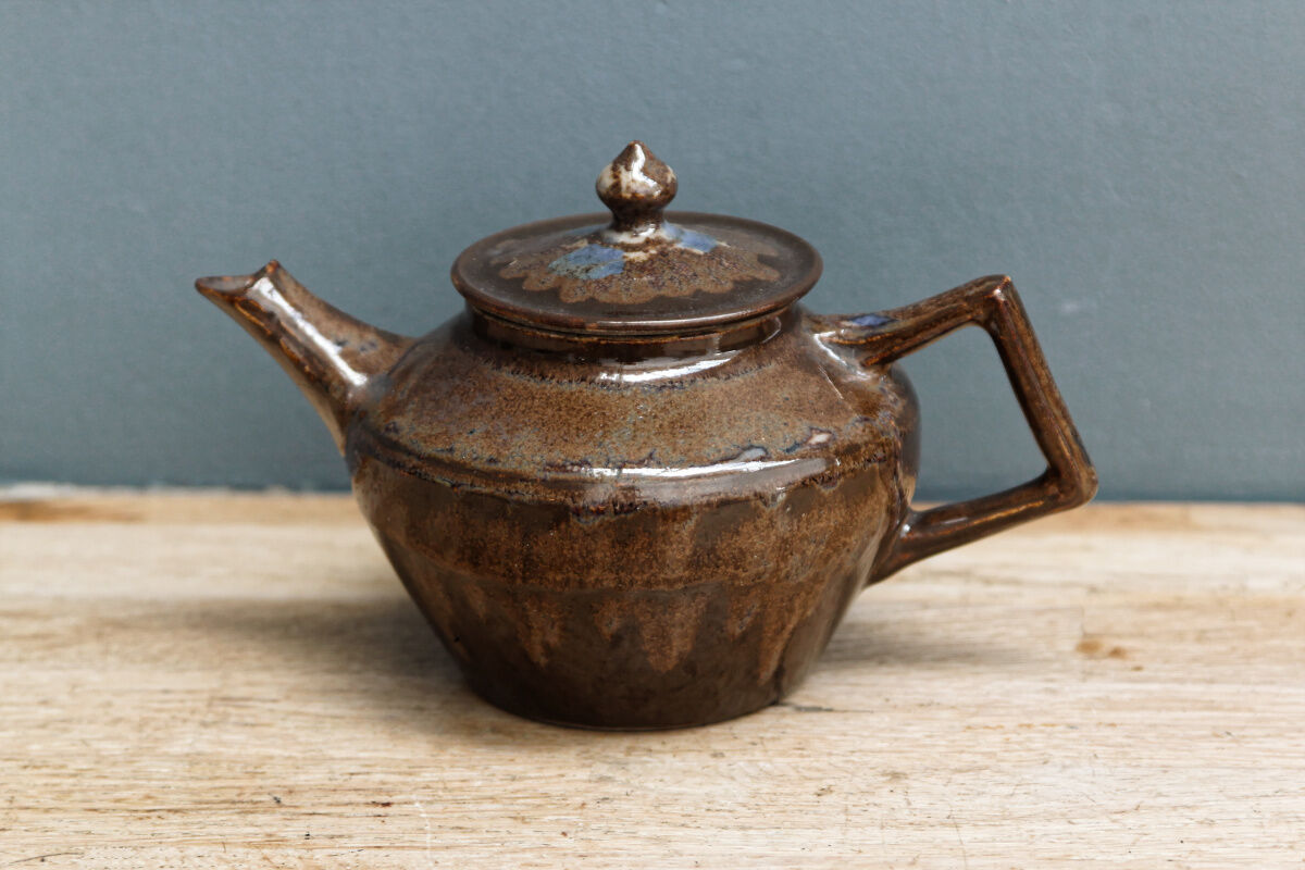 Glazed sandstone teapot