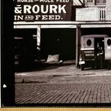 Walker Evans “Entrepôts Publicitaires au Bord de l’Eau, Louisiane"1938
