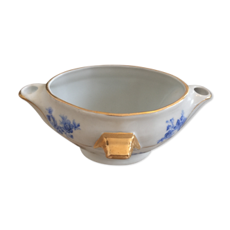 Porcelain saucière