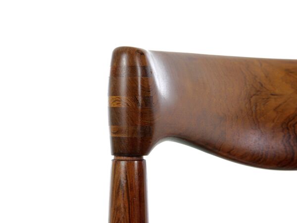 Suite de 4 chaises scandinaves en palissandre de Rio de H. W. Klein