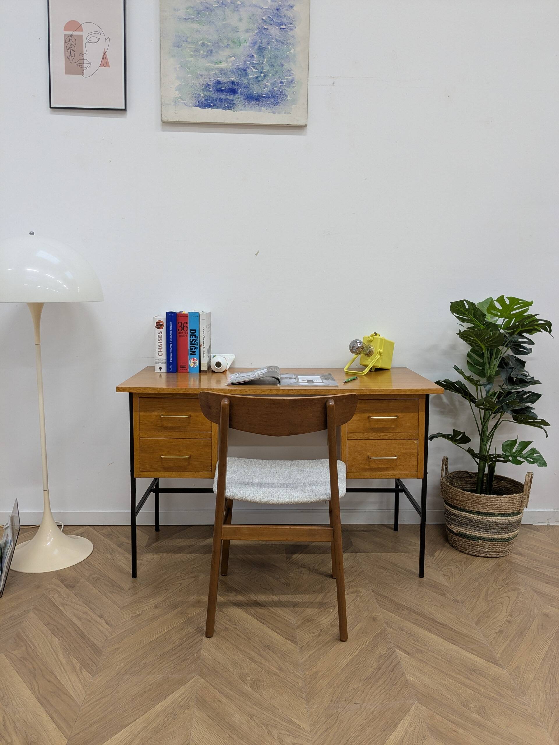 Modernist desk