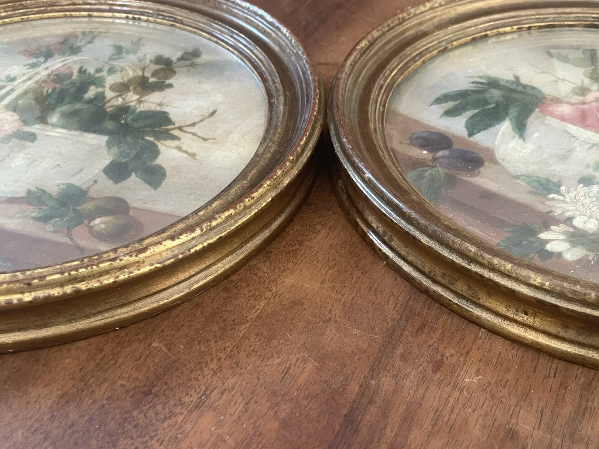 Paire de tableaux, natures mortes fruits et fleurs