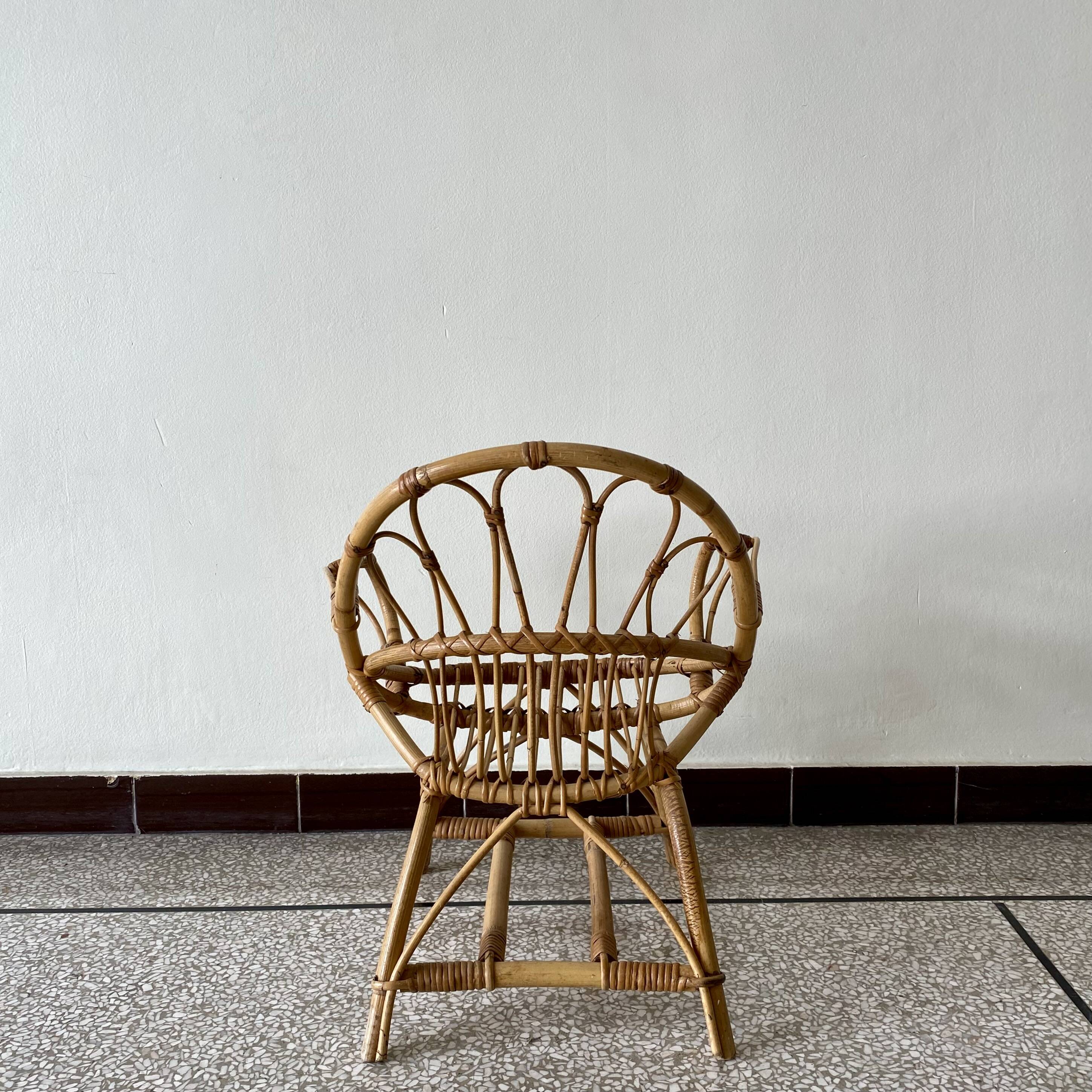 Fauteuil en rotin enfant