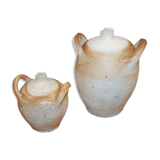 Lot of two sandstone jars