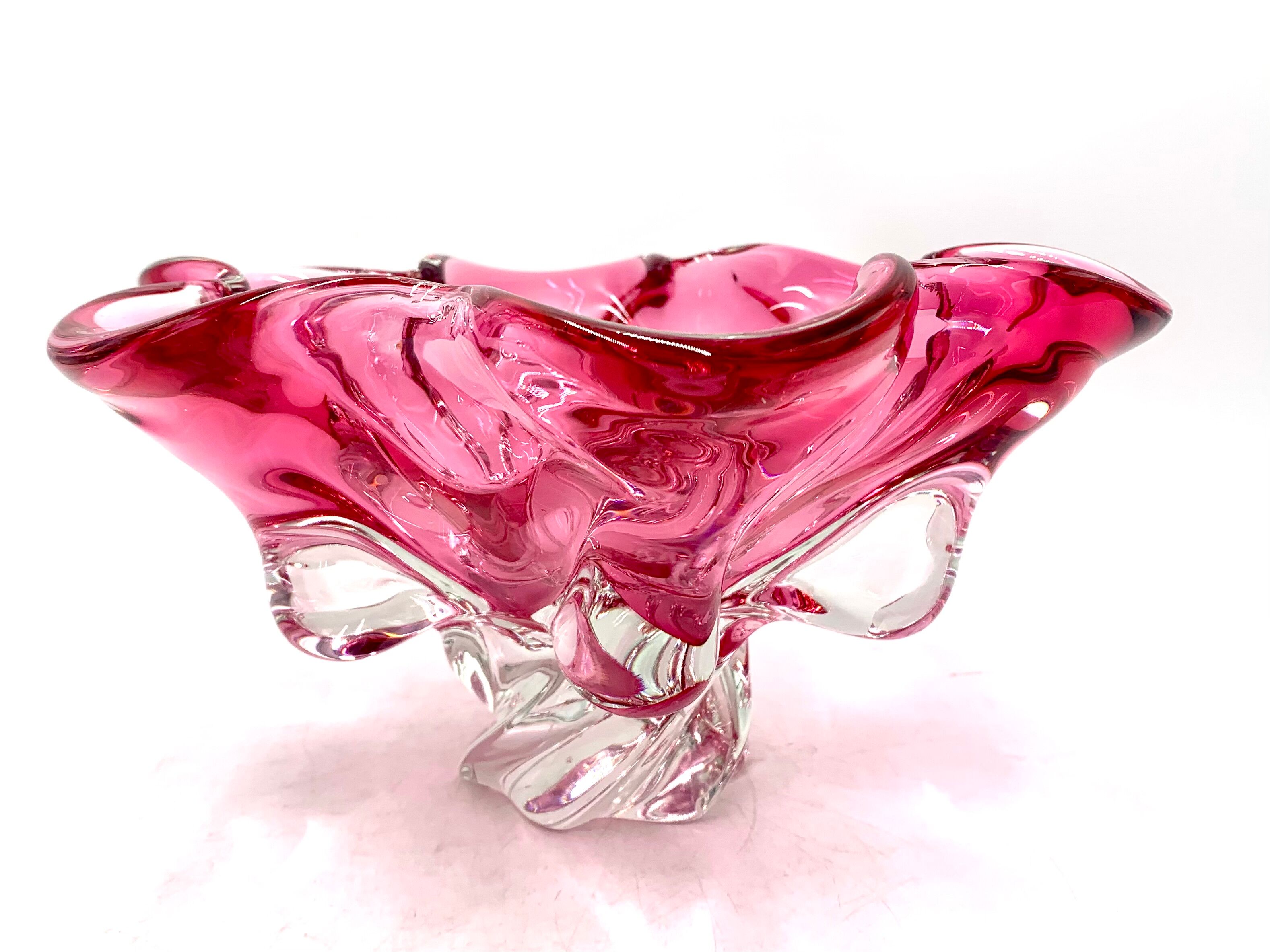 Pink bowl by J. Hospodka, Chribska Sklarna, Czechoslovakia, 1960s/70s.