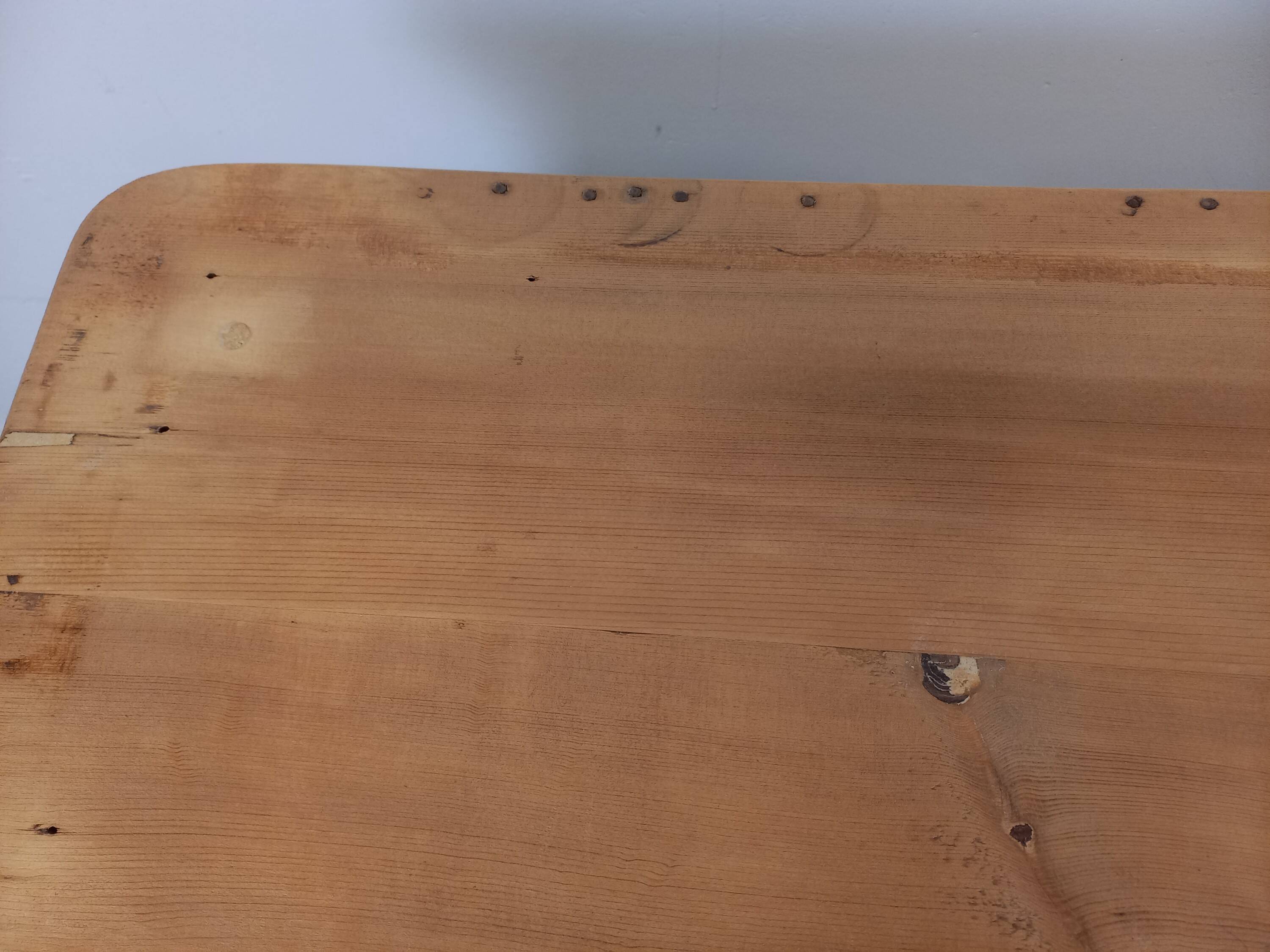 Farmhouse table with drawers