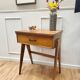 Bureau pieds compas