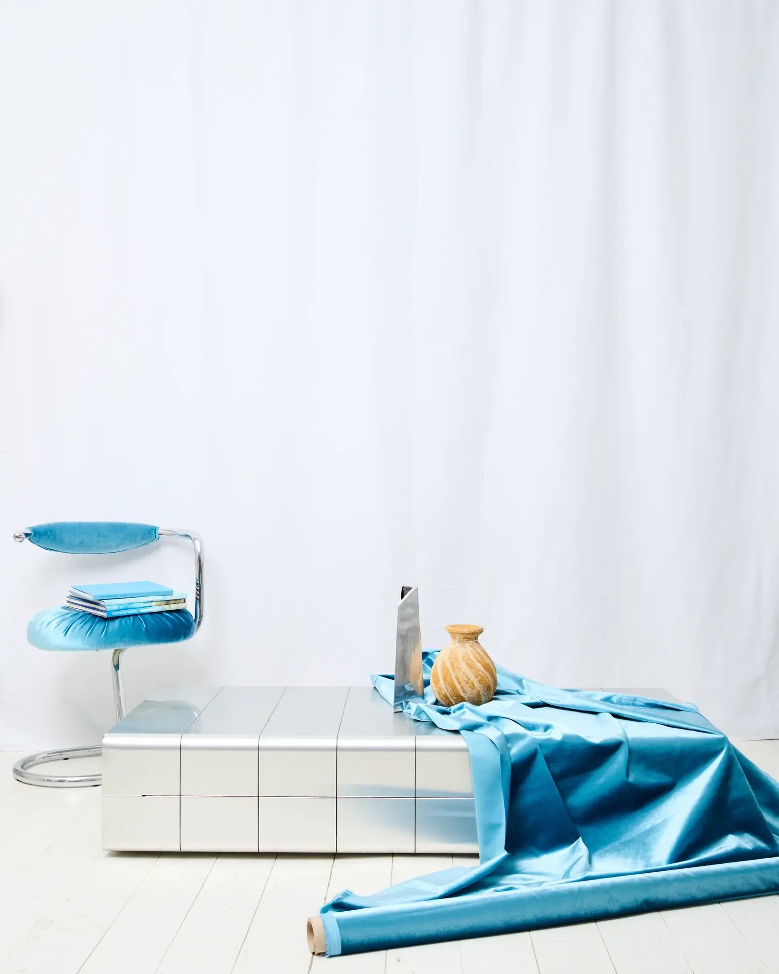 Aluminium and mirror coffee table, Roche Bobois, 1970-1980