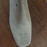 Table lamp wood shoe tree