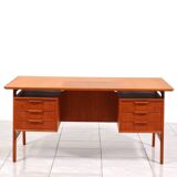 Teak writing desk „No. 75“ by Gunni Omann for Omann Jun Møbelfabrik