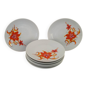 Assiettes plates 70's