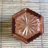 Vase en verre rose