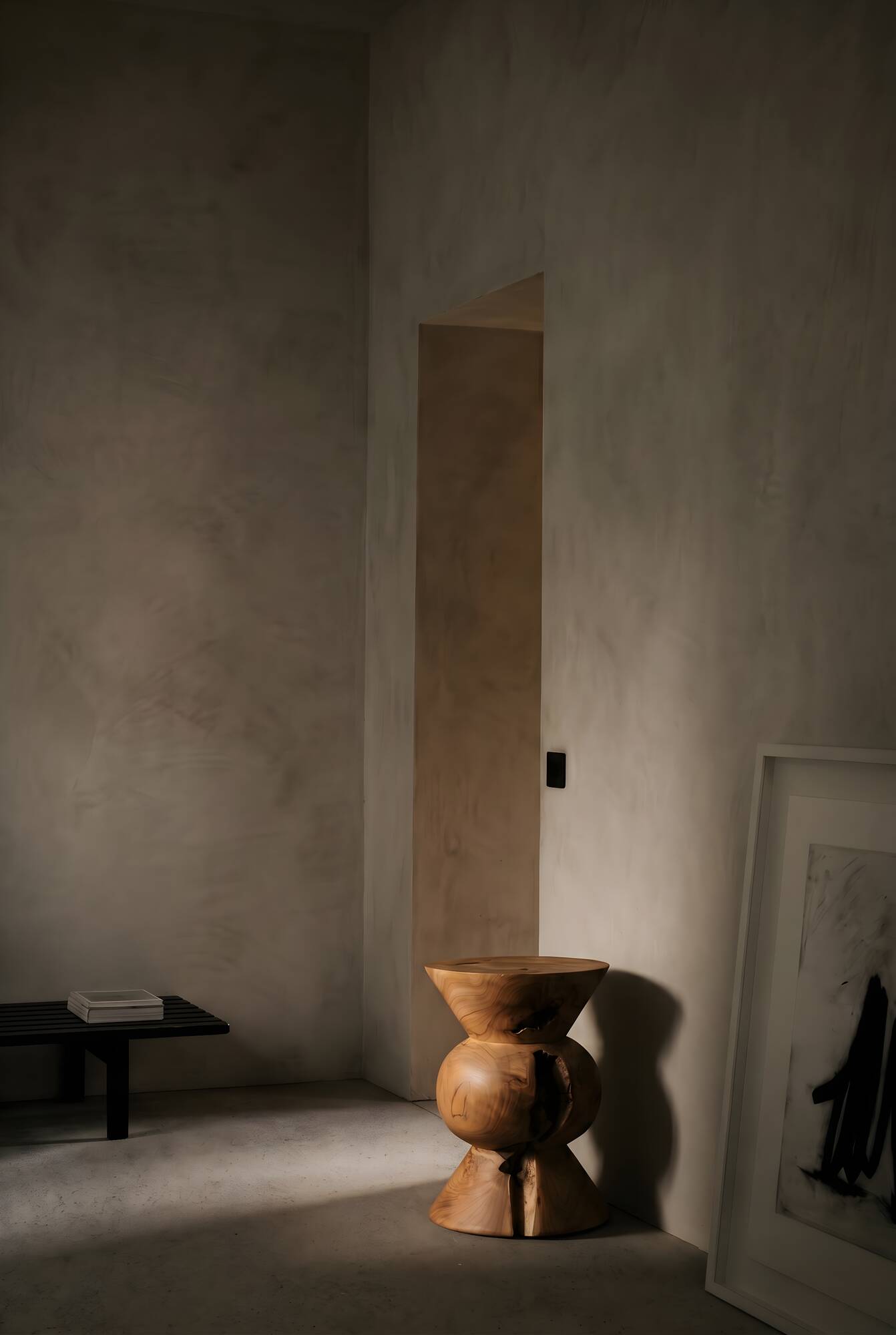 SIENNA stool in hand-carved solid recycled teak