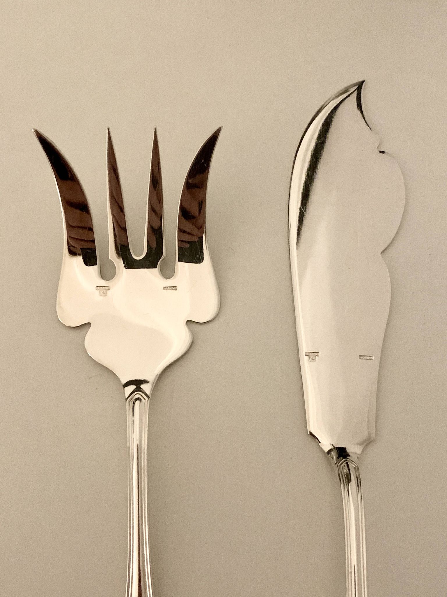 Ensemble de deux couverts de service à poisson Ercuis