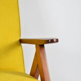 Fauteuil vintage original restauré des années 60, jaune, teck