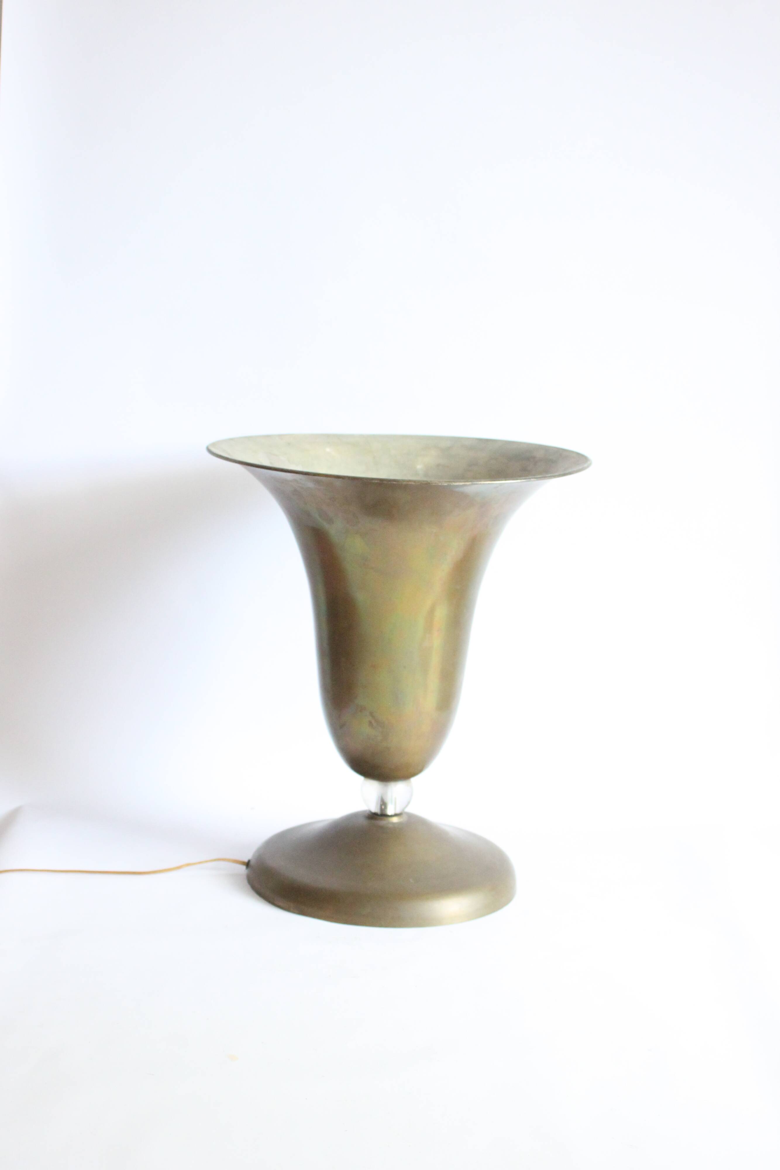 Lampe calice en laiton de style Art déco, années 1930-1940