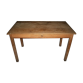 Farm table
