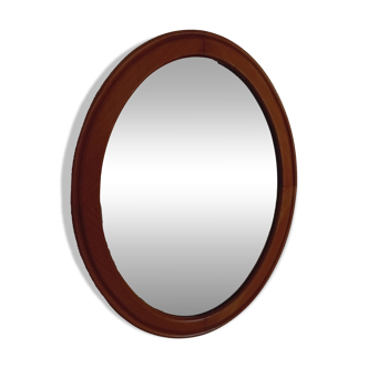 Oval mirror in light oak