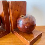 Pair of bookends in tuya magnifying glass