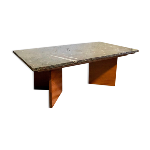 Table basse marbre brun des fossiles