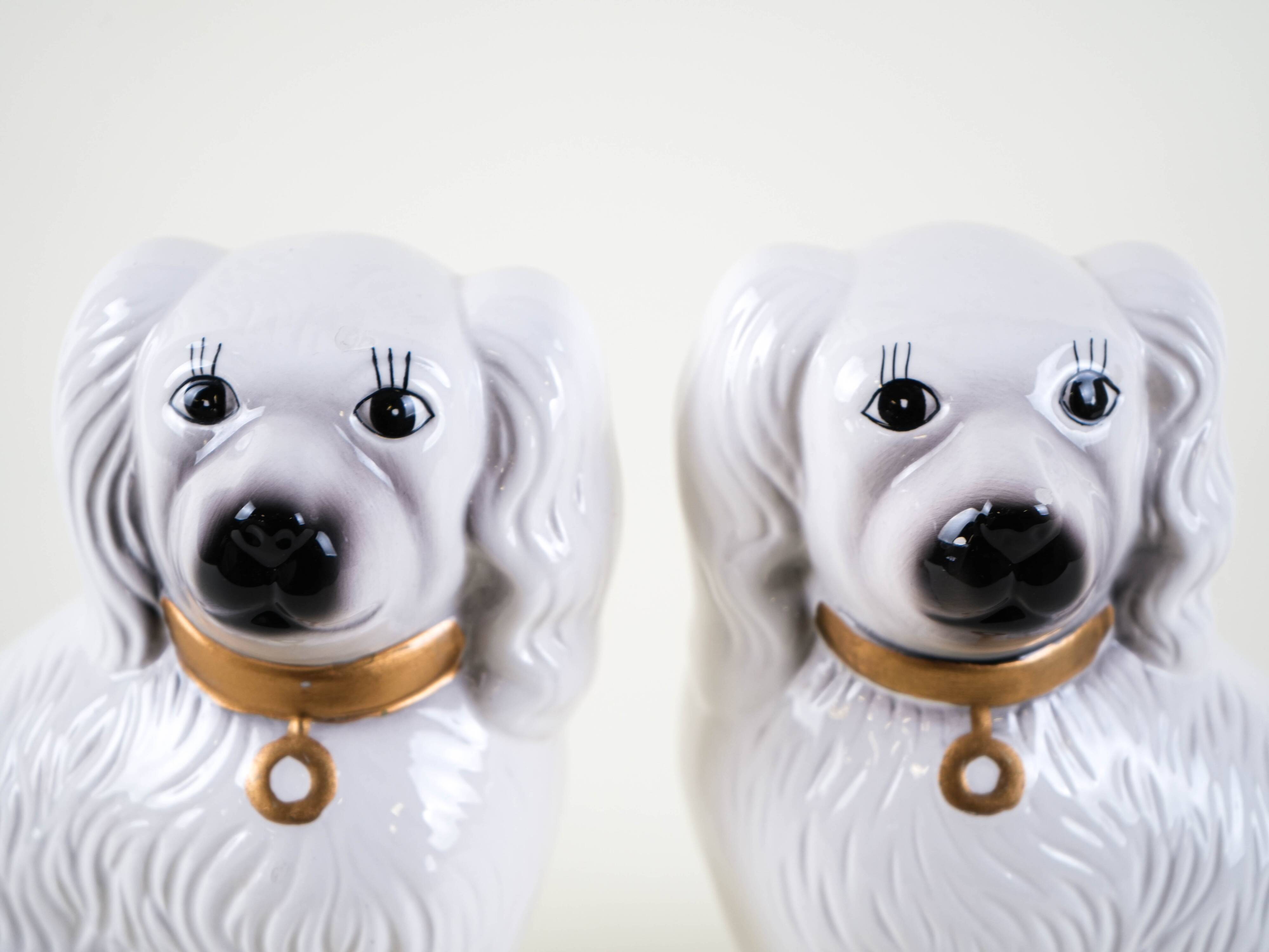 Ceramic dog figurines, English style, 1970s, made in England